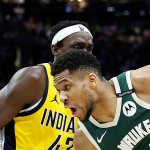 壹号娱乐手机版本-【人物】季后赛得分+篮板封王！字母哥拒向命运低头