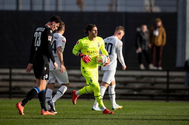 1673519136552043862.jpg 1673519136552043862.jpg